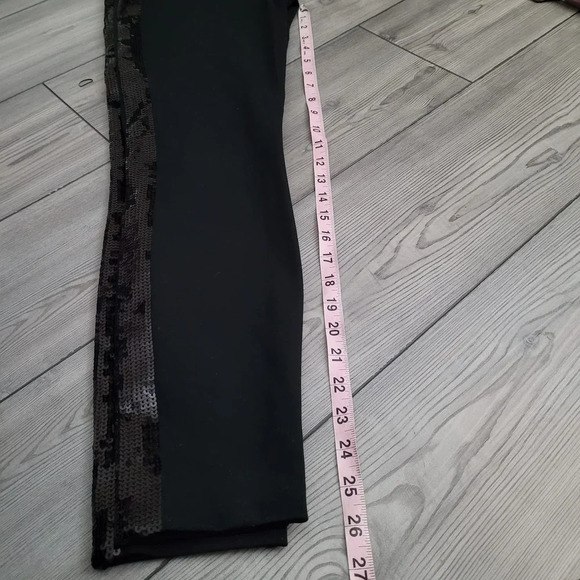 Spanx Women's Ponte Pant Size S Black Solid Sequin Trim Rayon Pockets Pull On - Picture 8 of 10